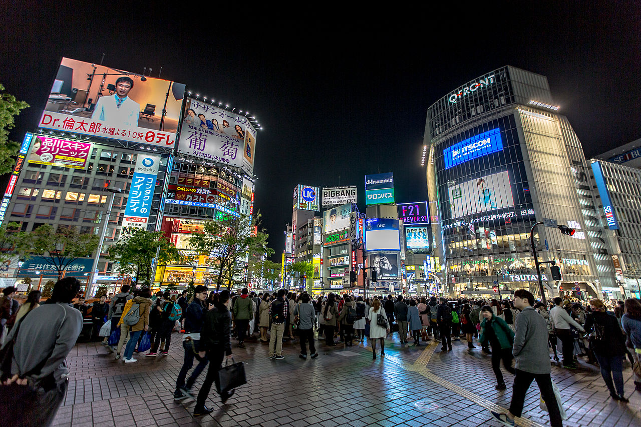 shibuya-district-at-night-2015-04-17806976882-koharu-by-iqremix